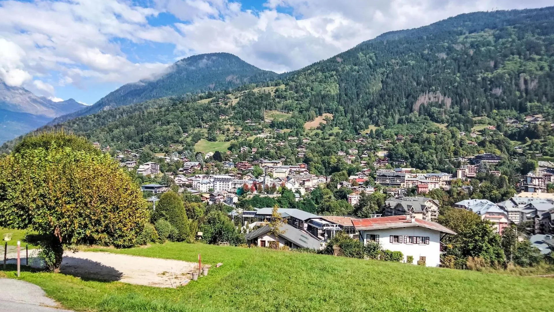 Apartment Chalet Du Rosay By Interhome Saint-Gervais-les-Bains